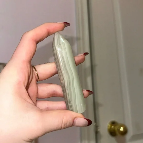 4 Point Crystals - Picture 2 of 6